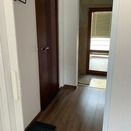 Lilia 3 Self-Check In Apartment With Hot Water Despite Prevention In The Neighborhood, Food And Drink Shop Open Until 10 Pm And Free Parking Area Next Ot 24 Hours Food And Drink Shop And Free Parking Area Sofia Exterior photo