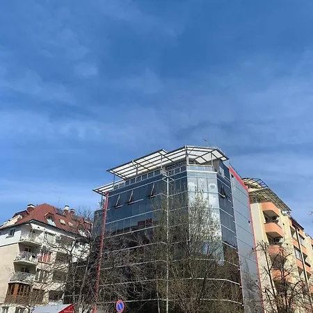 Lilia 3 Self-Check In Apartment With Hot Water Despite Prevention In The Neighborhood, Food And Drink Shop Open Until 10 Pm And Free Parking Area Next Ot 24 Hours Food And Drink Shop And Free Parking Area Sofia Exterior photo