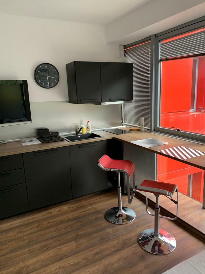 Lilia 3 Self-check In With Hot Water Despite Prevention In The Neighborhood, Food And Drink Shop Open Until 10 Pm And Free Parking Area Next Ot 24 Food And Drink Shop And Free Parking Area Appartamento *